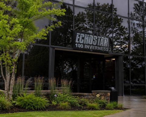 EchoStar Stock in Focus After FCC Approves $40 Billion Spectrum Plan
