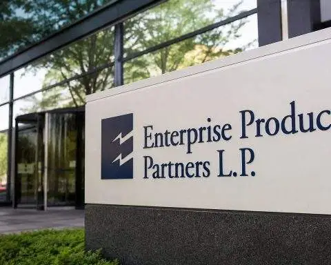 Enterprise Products Partners Stock Slides as Fresh 10-Q Puts Revenue Drop Against Payout