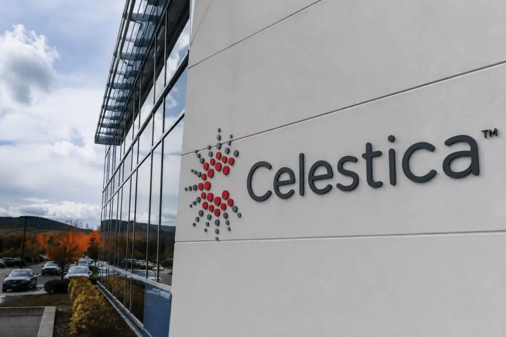 Celestica Drops in Toronto as AI Hardware Trade Struggles