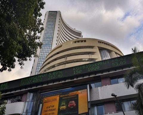 Sensex Today: Why India Stocks Are Rising as Oil Cools and the Rupee Snaps Back