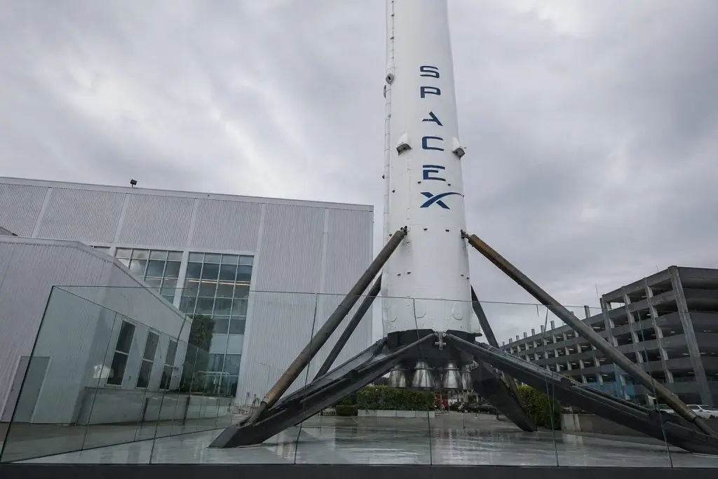 Possible SpaceX IPO May Mean Big Windfall for Musk Associate, Raises Questions for Valor