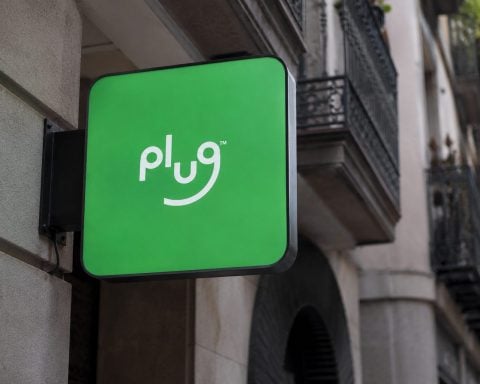 Plug Power’s UK Hydrogen Breakthrough Could Jolt PLUG Stock — But Cash Burn Still Looms