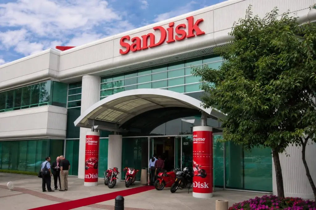 Sandisk Stock Jumps Again as AI Demand Fuels Memory Squeeze