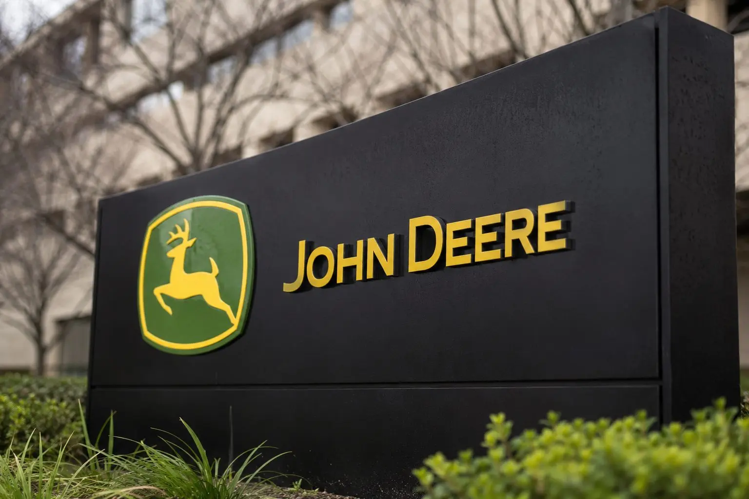 AI Stocks Rally, Deere Misses Out