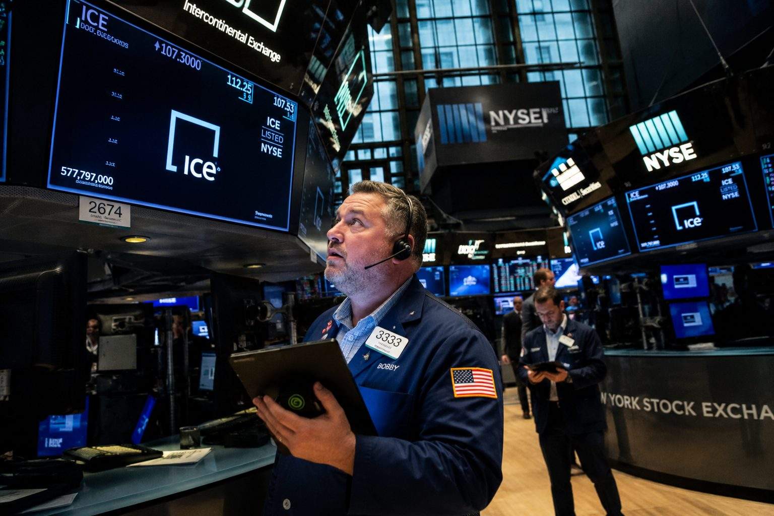 Stocks Trade as Usual Today, Bonds Close Early Ahead of Memorial Day
