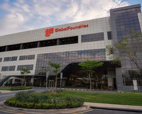 GlobalFoundries Stock Jumps on $375 Million Quantum Deal as U.S. Takes Stake in GFS