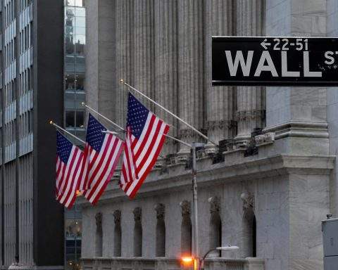 Wall Street’s 8-Week Rally Goes Into Memorial Day With Inflation in View