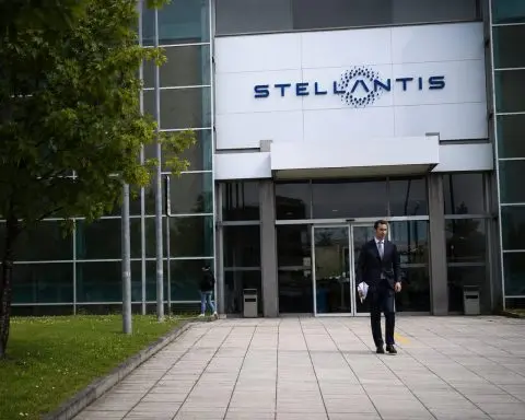 Stellantis Stock in Focus After $70 Billion Move Going Into Holiday Week