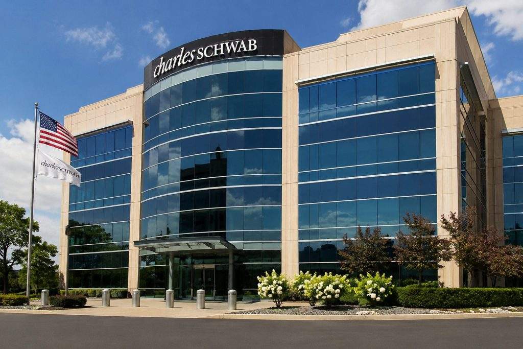Schwab Faces $12.6 Trillion Test as AI Cash Flows Raise Concerns Again