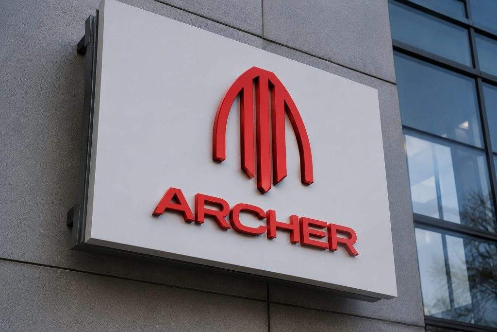 Archer Aviation Stock Paused Monday, Traders Watching Tuesday for ACHR Direction