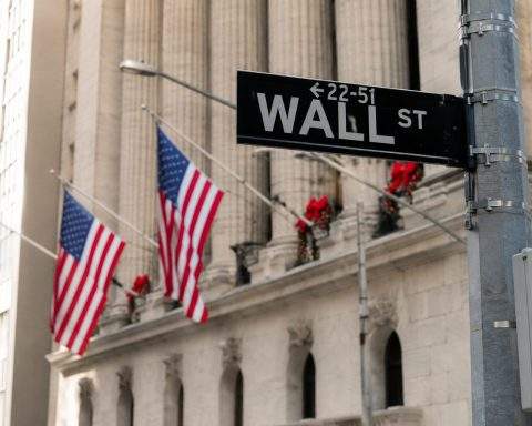 Dow Edges Up, Nasdaq Slips From Highs; Oil Drops