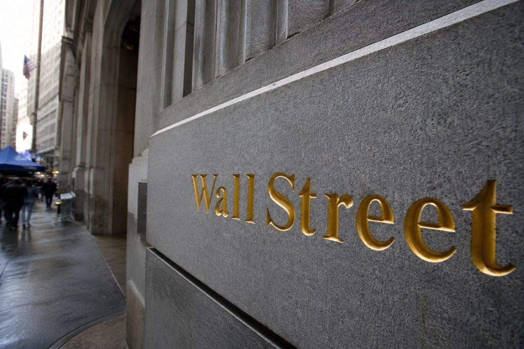Dow Hits Record Close As Wall Street’s AI Rally Loses Its Easy Money Feel