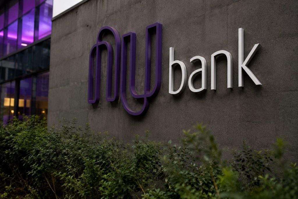 Nu Shares Gain After Nubank’s $130 Million Move in Colombia Raises Growth Hopes in Latin America