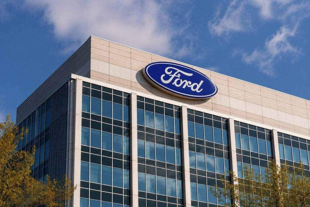 Ford Shares Reach 2022 Peak, and It’s Not Because of Cars
