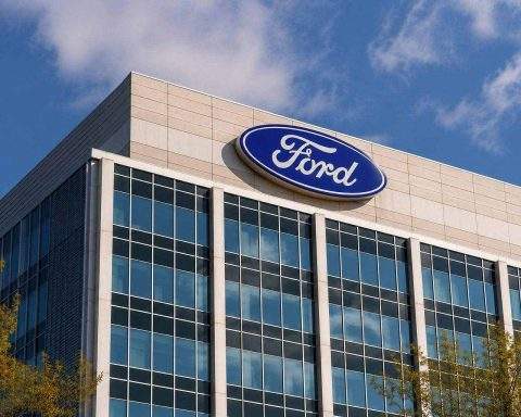 Ford Shares Reach 2022 Peak, and It’s Not Because of Cars