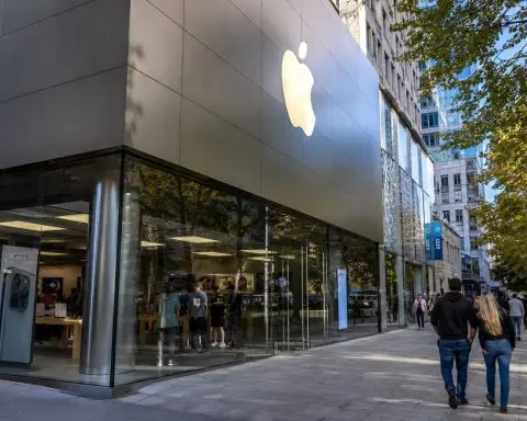 Apple Hits Record Again, Market Waits for WWDC to Test AI Story