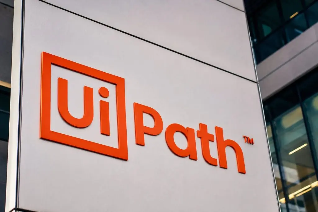 UiPath Delivers on AI but PATH Shares Slide