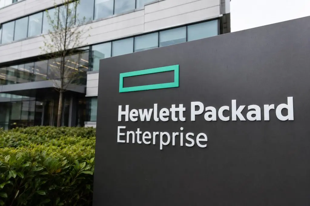 HPE shares jump ahead of earnings after Dell’s AI server surge