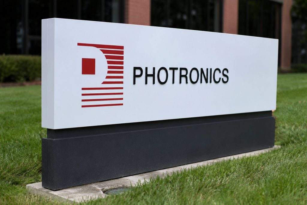 Photronics Stock Shock: Earnings Miss Sends Chip-Supply Bet Into a Hard Reset