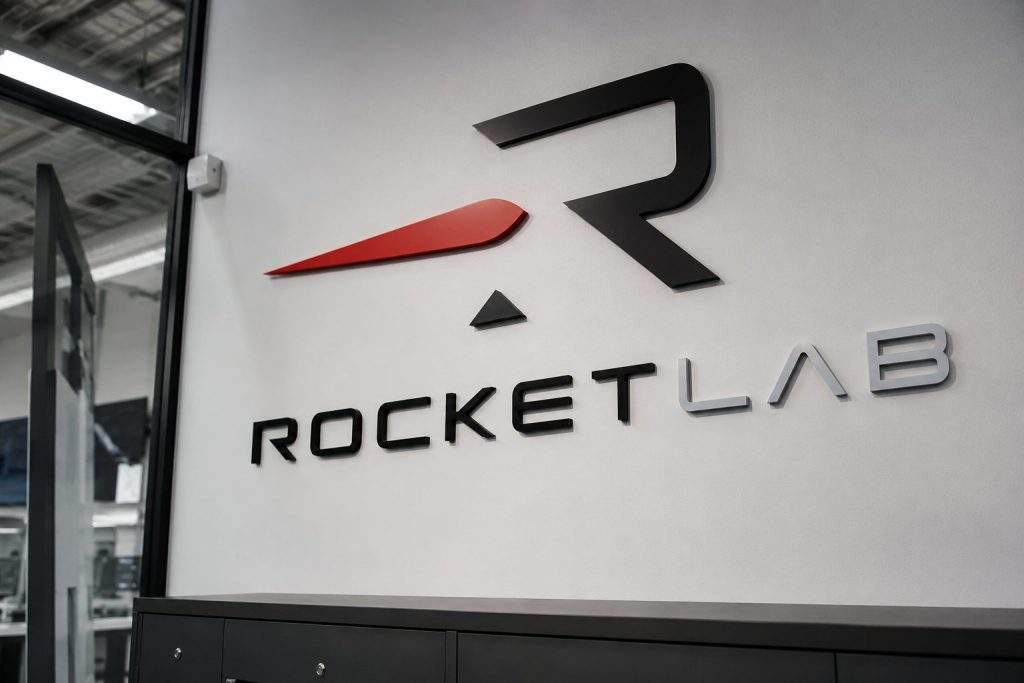 Rocket Lab Surge Pauses as Space IPO Momentum Faces Wall