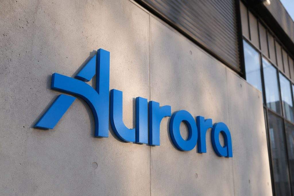 Aurora Shares Rise as Wall Street Looks to Driverless Trucks