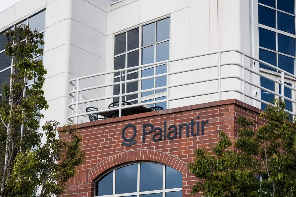 Palantir Jumps 9% as AI Software Stocks Face Next Test