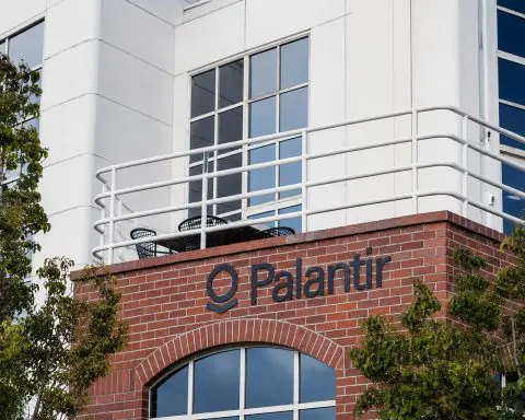 Palantir Jumps 9% as AI Software Stocks Face Next Test