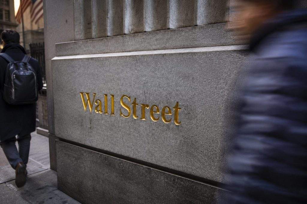 Wall Street Rally Runs into May Jobs Report as Fed, AI Moves Hang Over Market