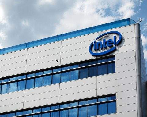 Intel Stock Just Snapped Back — Why Wall Street Is Repricing Its AI Comeback