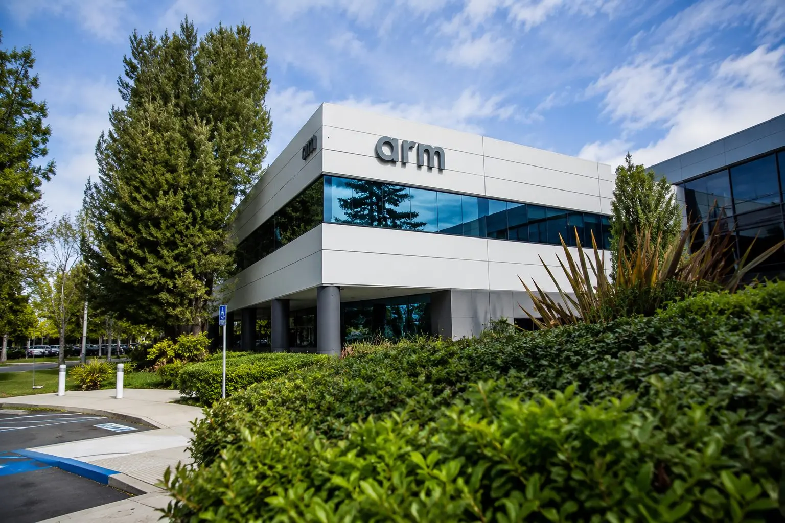Arm Jumps 15% as AI CPU Trade Picks Up