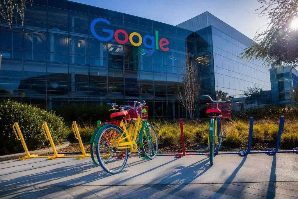 Google Stock Dropped as Wall Street Set Records, What’s Next?