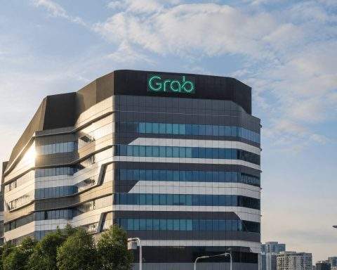 Grab Holdings Enters Hotel Booking With GrabStays — Why the Nuitée Deal Matters Now
