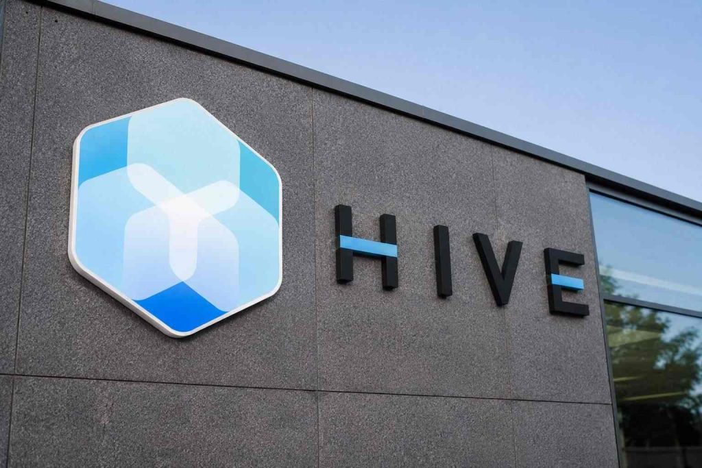 HIVE Stock Up 29% While Nasdaq Moves Lower as Traders Eye AI Gigafactory