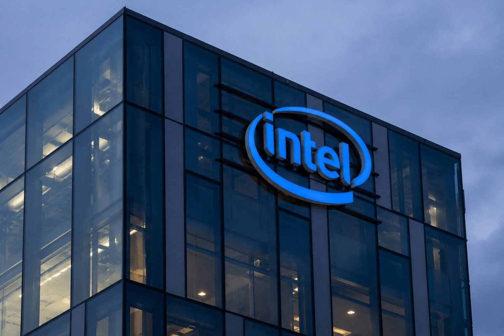 Intel Shares Try to Rebound as AI Chip Trade Faces Fresh Issue