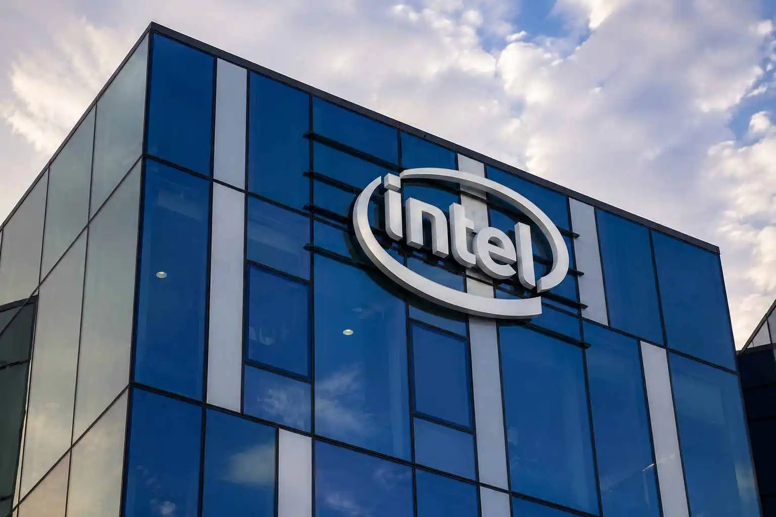 Intel Stock Surges on Apple Chip Deal Report: Why Intel Foundry Faces Its Biggest Test
