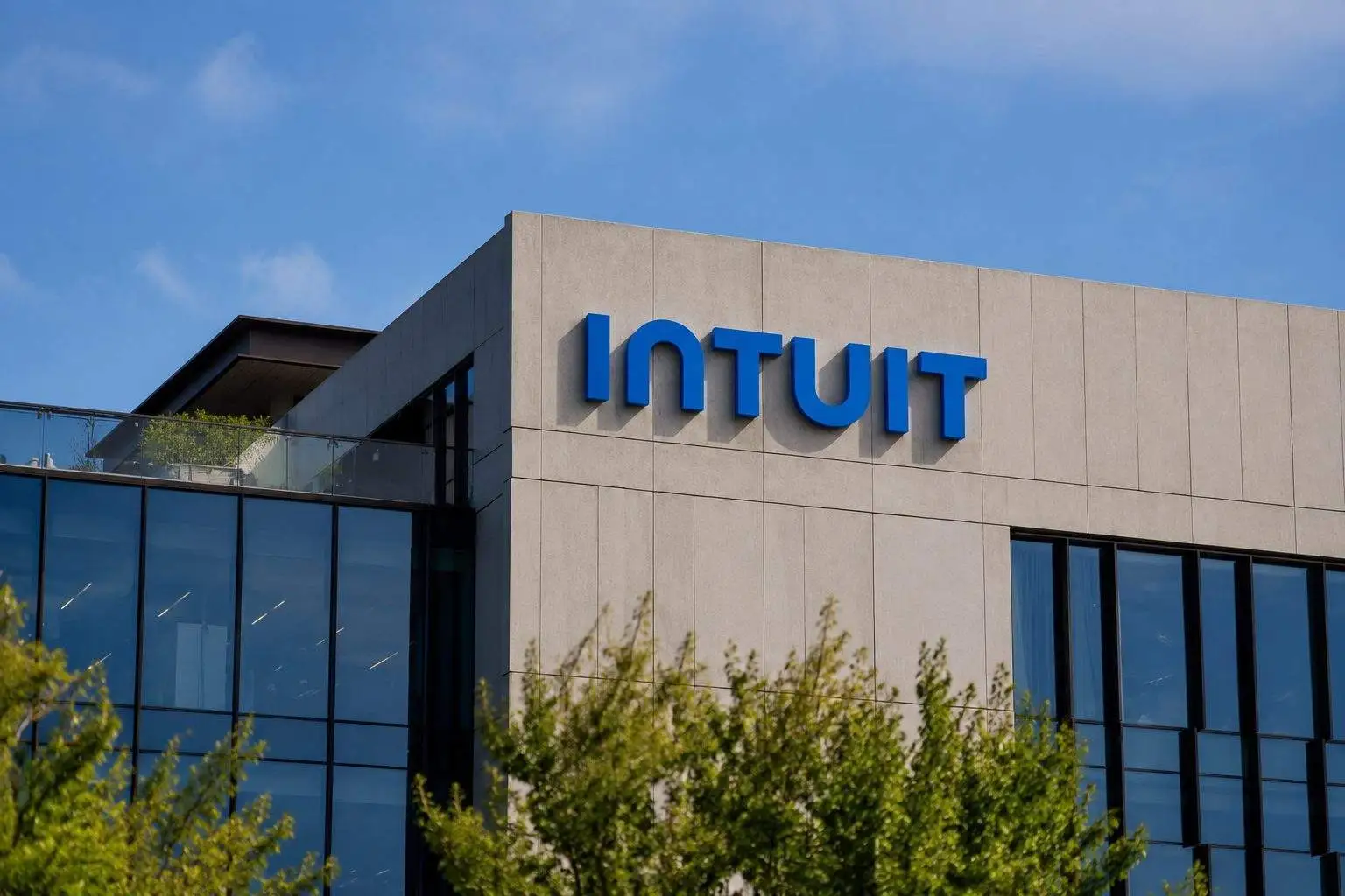 Intuit Stock Rises As QuickBooks Workforce Pushes Into Payroll And HR