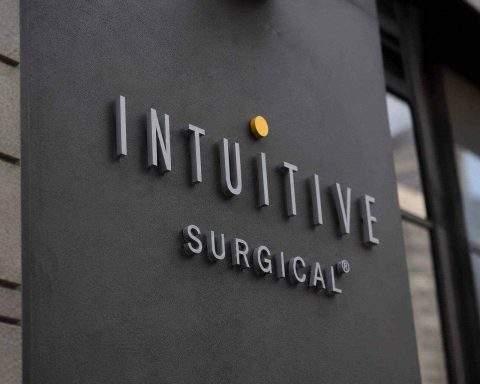 Intuitive Surgical Stock Drops 6%: Why ISRG Hit A Fresh 52-Week Low Today