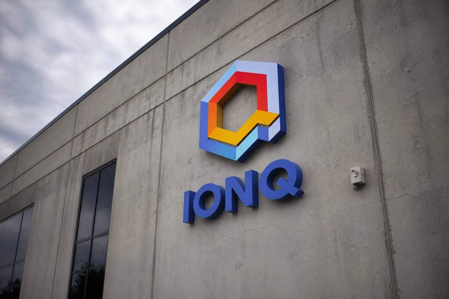 IonQ Stock Faces Q1 Earnings Test With SkyWater Deal, Quantum Losses in Focus