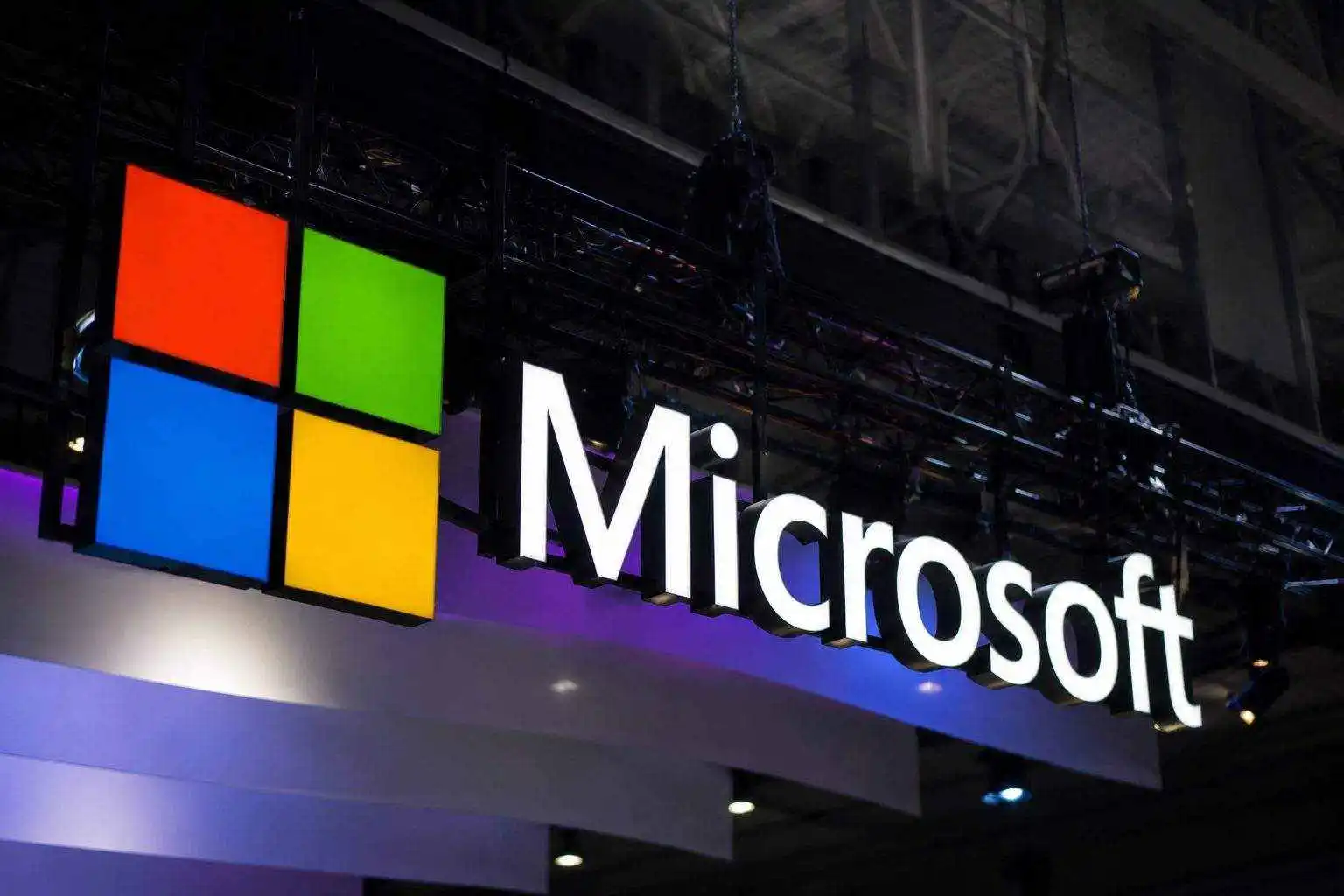 Microsoft Stock Slips Before Open as $190 Billion AI Bet Faces Wall Street Test