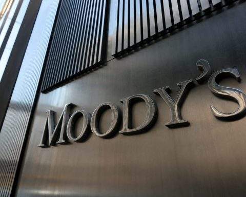 Moody’s Says South Africa Debt Has Peaked, But Iran War Could Slow Growth