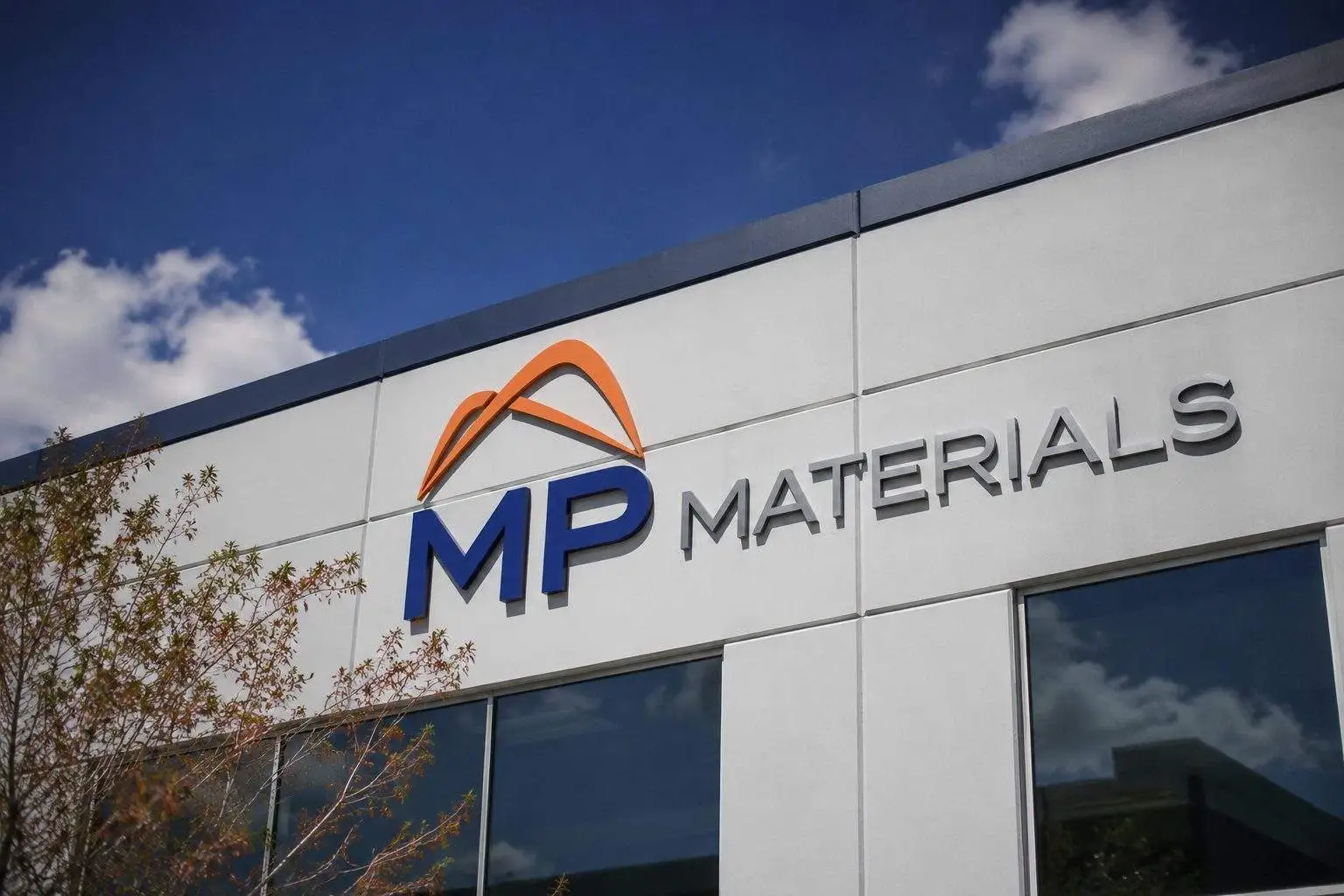 MP Materials Q1 Earnings Beat: Rare Earth Stock Rises as Pentagon and Apple Bet Faces Big Test