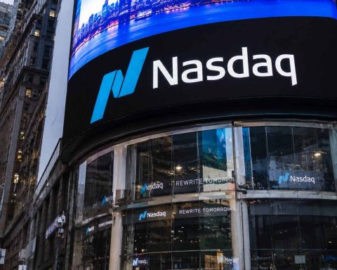 Nasdaq Futures Slip Pre-Nvidia Results