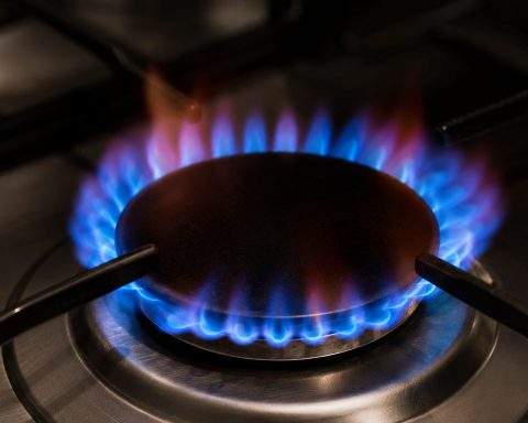 Natural Gas Prices Are Rising Today as Output Drop Meets Early-Summer Heat
