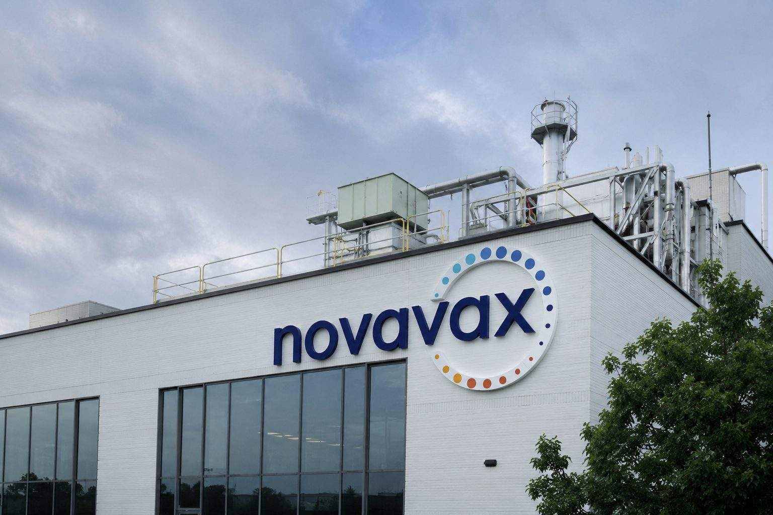 4 News Article Image Novavax, Inc. Stock Jumps: Why Pfizer’s Matrix-M Deal Drove a Surprise Q1 Revenue Beat