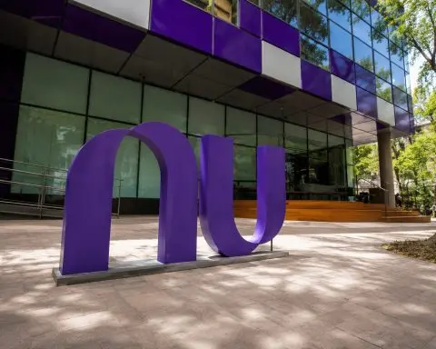 Nu Holdings Stock Drops Before Earnings as Nubank’s Credit Growth Faces Key Test