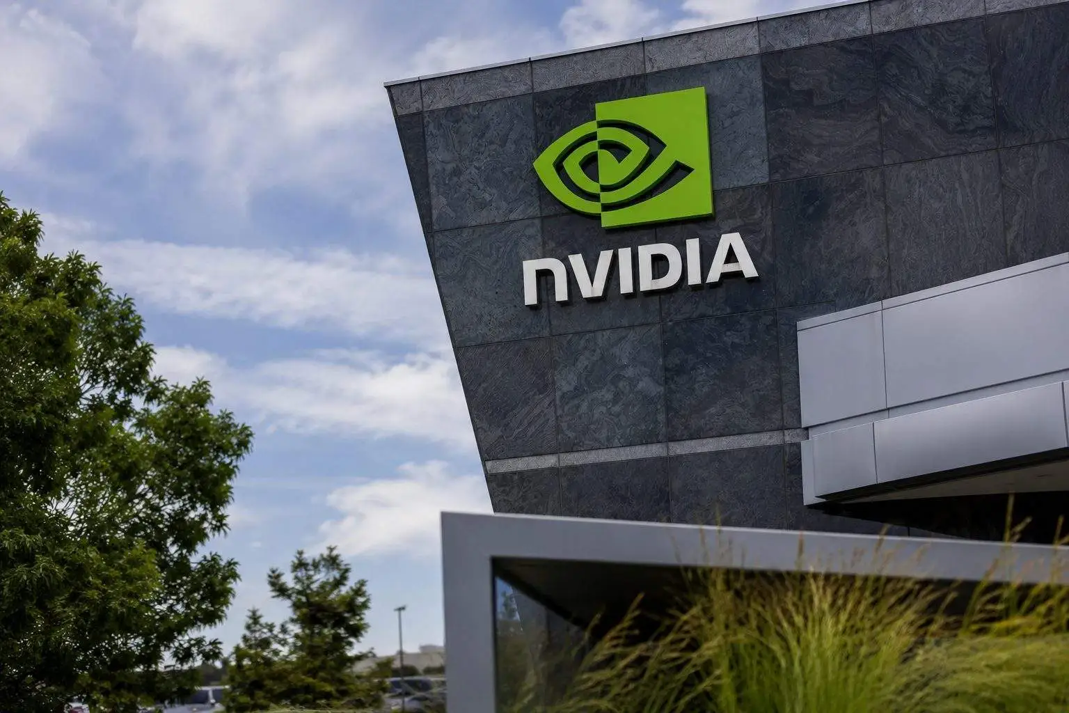 Nvidia Stock Split Watch Returns As Shares Near Record Before May Earnings