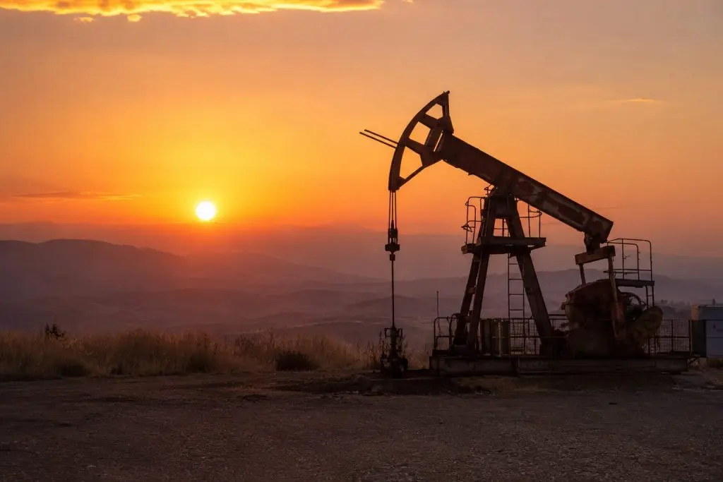 Oil Price Forecast This Week: Brent’s 6% Slide Leaves Traders Staring at $120 Risk