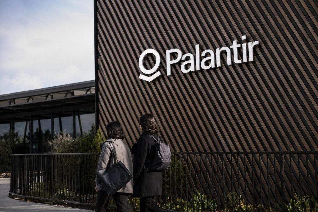 Palantir Stock (PLTR) Drops After Record Q1: Wall Street Is Stuck on One Number