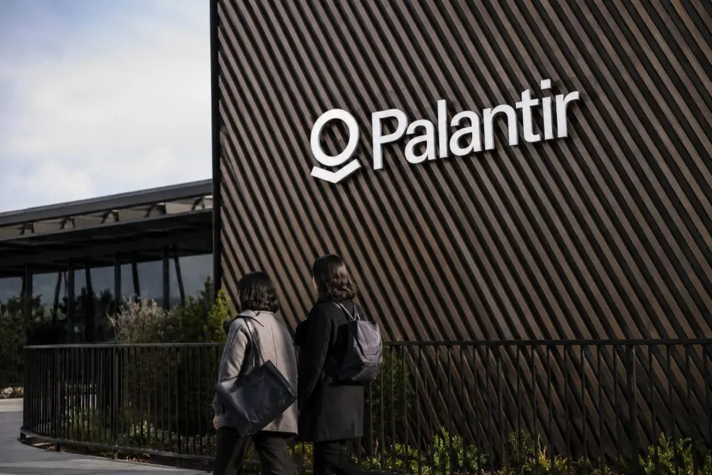 Palantir Stock (PLTR) Drops After Record Q1: Wall Street Is Stuck on One Number