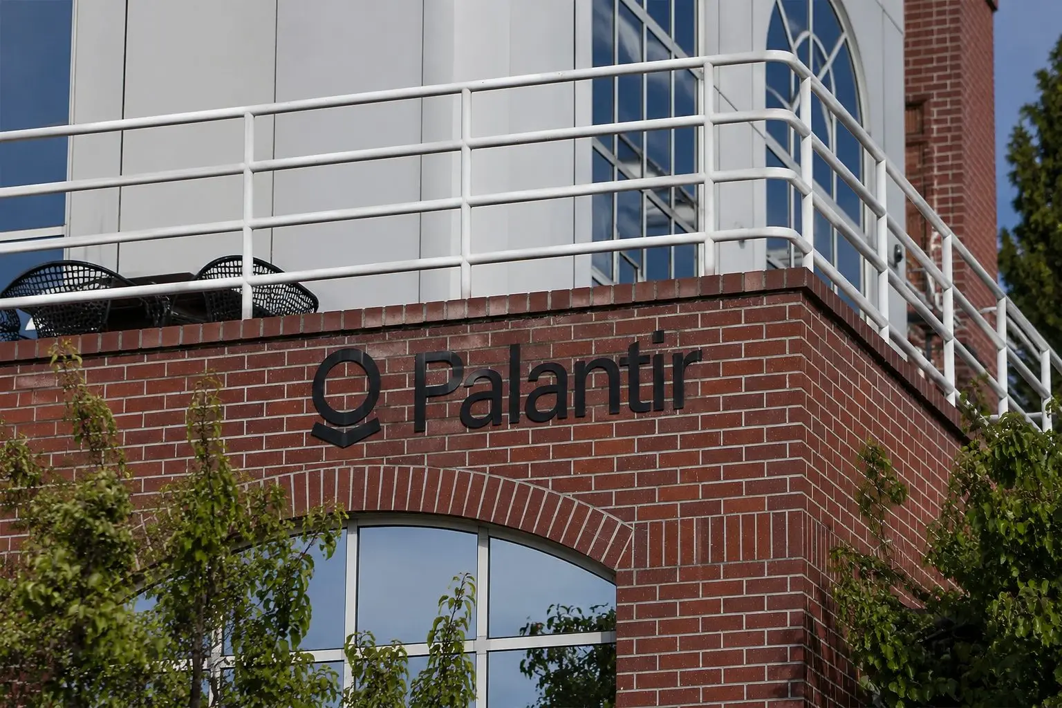 Palantir’s NHS Patient Data Fight Tests Its AI Stock Boom